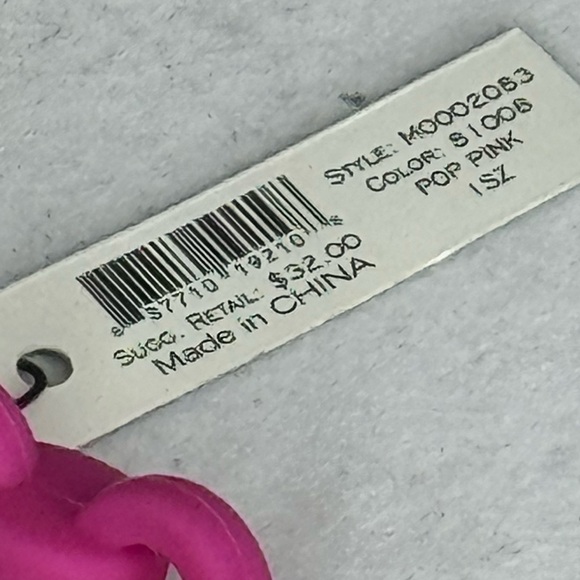 Marc By Marc Jacobs Pop Pink Turnlock Rubber Stretch Bracelet - Picture 4 of 6